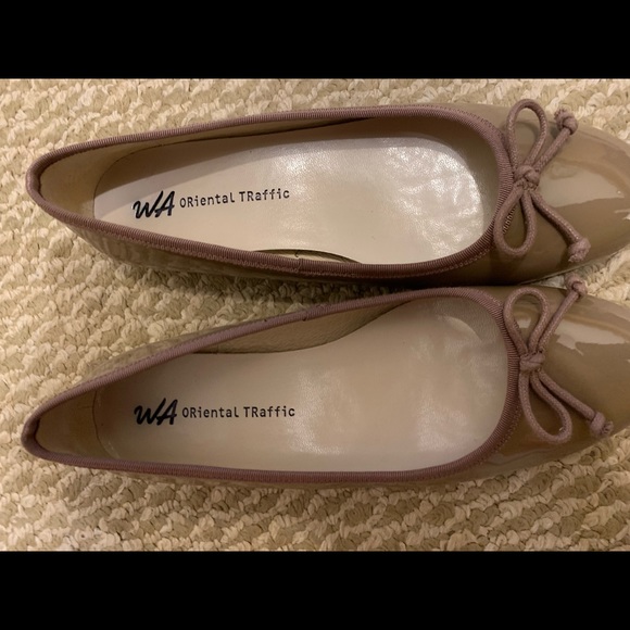 Khaki butterfly ballet flats - Picture 8 of 16